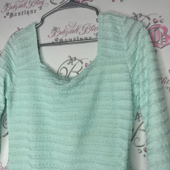 Tropical summer top 3d ruffle frilly square neckline stretchy aqua blue comfy - Picture 8 of 8